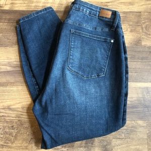 Judy Blue Skinny Fit Jeans 16W Dark Wash Denim size 16